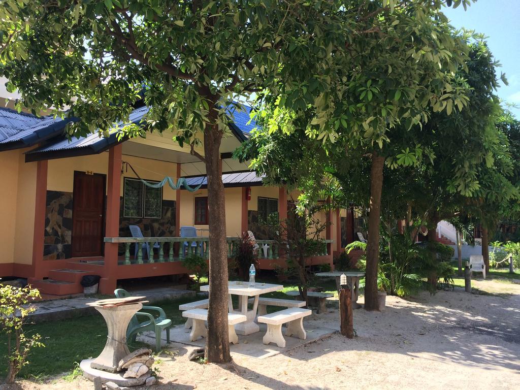 Suksabai Resort Haad Rin Exterior foto