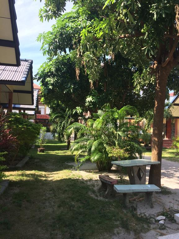 Suksabai Resort Haad Rin Exterior foto